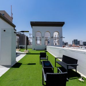 TOP FLOOR | MASSIVE TERRACE | CORNER UNIT